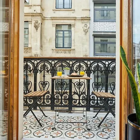 Lägenhet Stunning 2br 1 Min Metro&galata