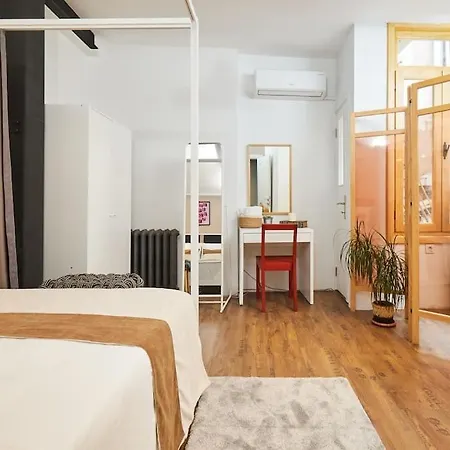 Stunning 2br 1 Min Metro&galata Istanbul