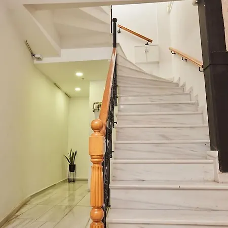 Apartment Stunning 2br 1 Min Metro&galata
