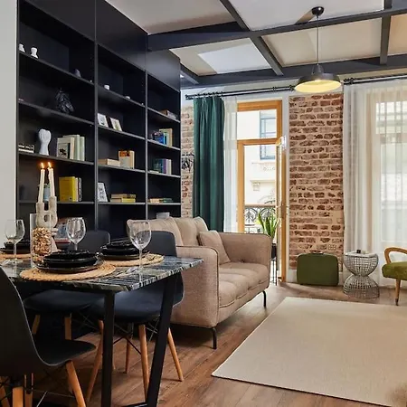Stunning 2br 1 Min Metro&galata