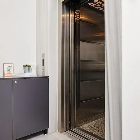 Daire Stunning 2br 1 Min Metro&galata