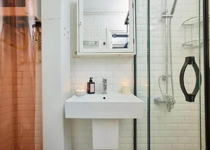 Stunning 2br 1 Min Metro&galata