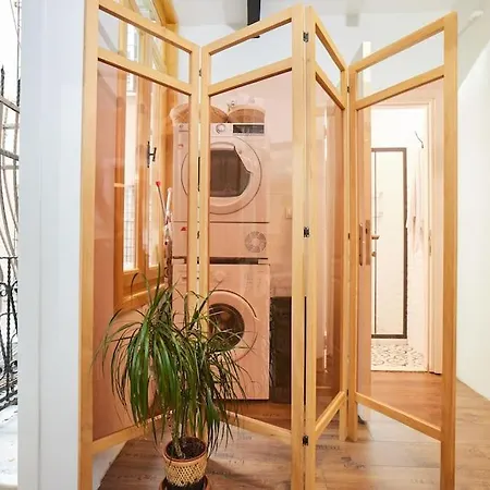 Stunning 2br 1 Min Metro&galata * Istambul