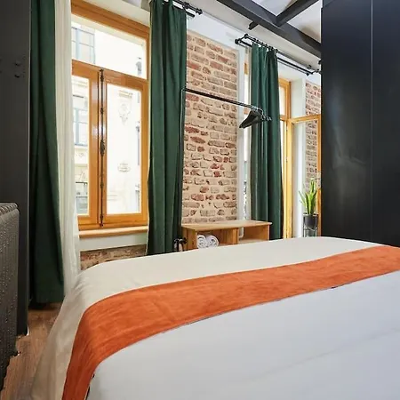 דירה Stunning 2br 1 Min Metro&galata איסטמבול